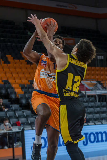 嫁给香港富 嫁给香港富