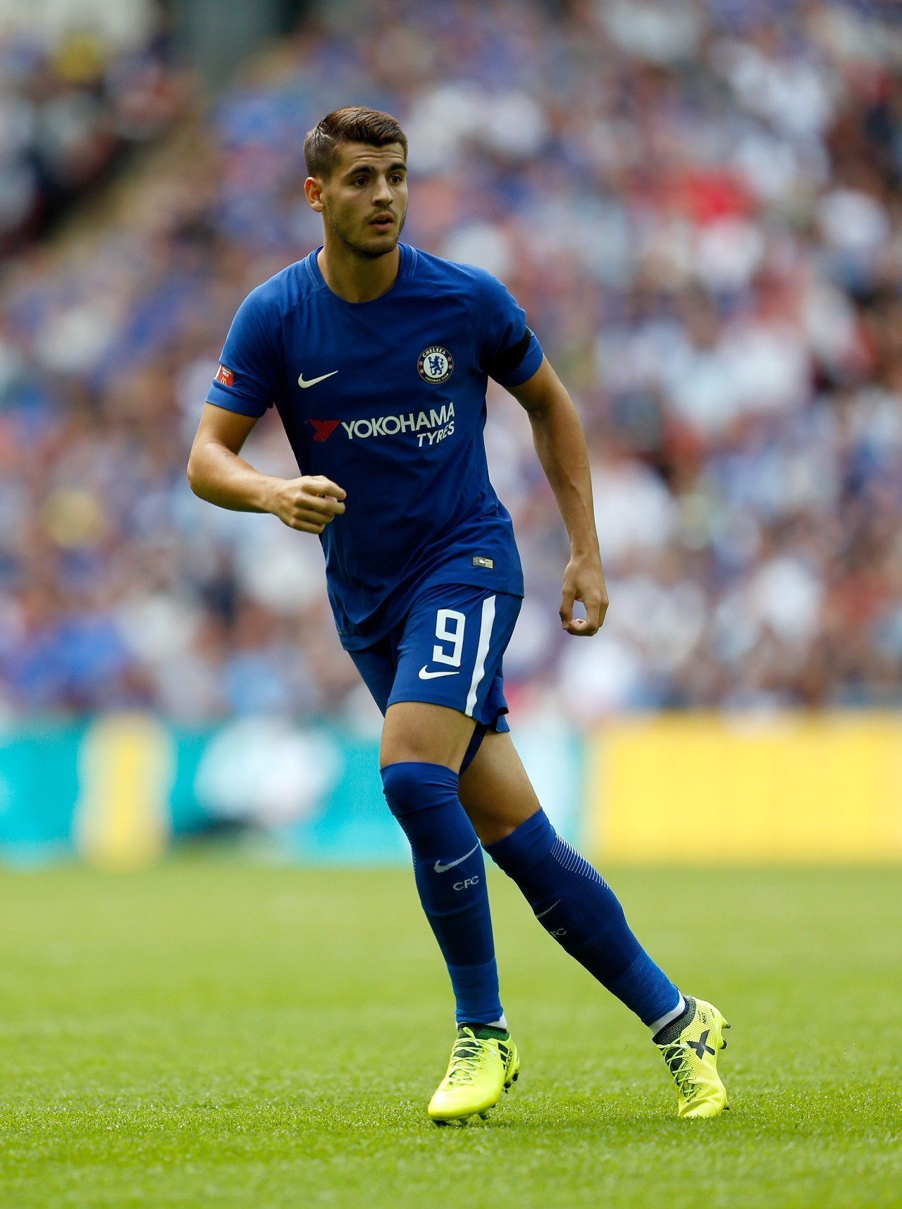 与之相对 与之相对