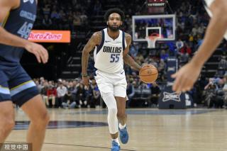 他在球队战 他在球队战